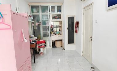 SIAP HUNI ..rumah dijual di Taman Semanan Indah, minimalis