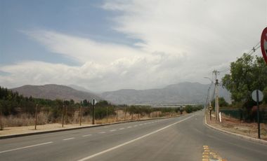 Casa en arriendo en Chicureo, Colina