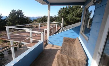 Casa En Venta De 4 Dorm. Cerca De Laguna Verde