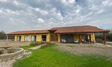 Casa En Venta En Chicureo Cond. Los Algarrobos