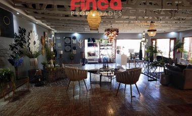 Local Comercial En Arriendo En Plena Avenida Chicureo