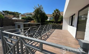 Casa Nueva En Venta 5d/5b La Reserva Chicureo