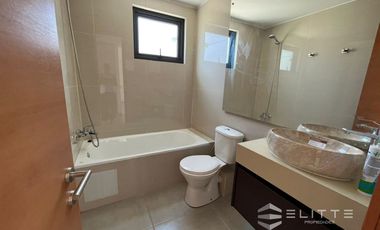 Casa Nueva En Venta 5d/5b La Reserva Chicureo