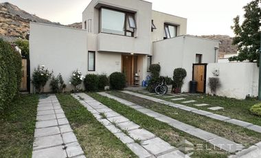 Oportunidad! Excelente Casa En Chamisero, 4 Dorm. Patio