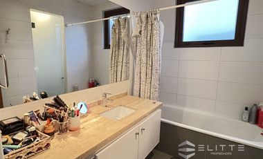 Oportunidad! Excelente Casa En Chamisero, 4 Dorm. Patio