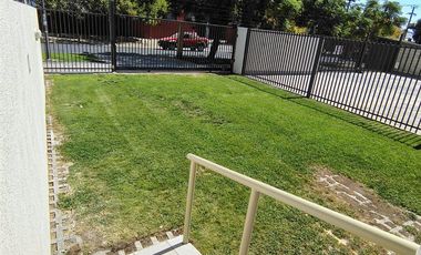 Venta Dpto 1 D / 1B / En Macul con preciosa vista