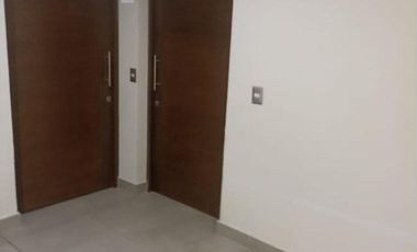 Venta Dpto 1 D / 1B / En Macul con preciosa vista