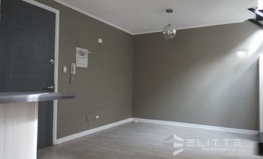 Departamento en venta con estacionamiento y azotea privada Santiago