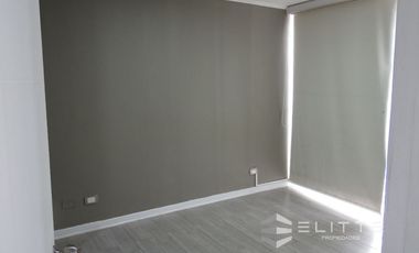 Departamento en venta con estacionamiento y azotea privada Santiago