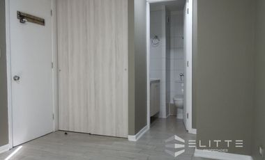 Departamento en venta con estacionamiento y azotea privada Santiago