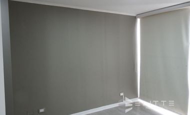 Departamento en venta con estacionamiento y azotea privada Santiago