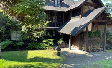 Departamento En Venta De 4 Dorm. En La Puntilla, Villarrica