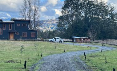 Casa En Venta De 5 Dorm. Camino Lican Ray , Coñaripe