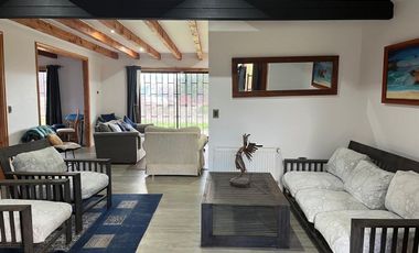 Casa En Venta De 5 Dorm. Camino Lican Ray , Coñaripe
