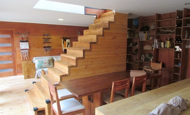 Venta De Casa Sobre Viña En Parcela Vista Al Lago + 3 Ca