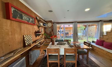 Venta De Casa Sobre Viña En Parcela Vista Al Lago + 3 Ca