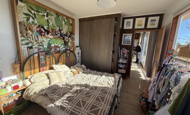 Venta De Casa Sobre Viña En Parcela Vista Al Lago + 3 Ca