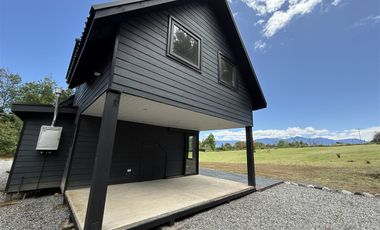 Casa En Venta De 4 Dorm. En Pucón Sector Candelaria