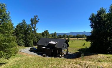 Casa En Venta De 4 Dorm. En Pucón Sector Candelaria
