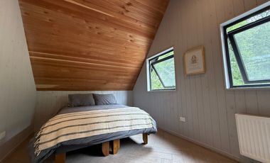 Casa En Venta De 4 Dorm. En Pucón Sector Candelaria