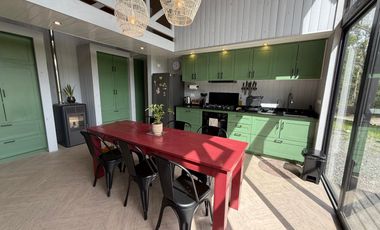 Casa En Venta De 4 Dorm. En Pucón Sector Candelaria