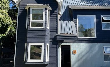 Casa en arriendo c/ estacionamiento en Camino al Volcán