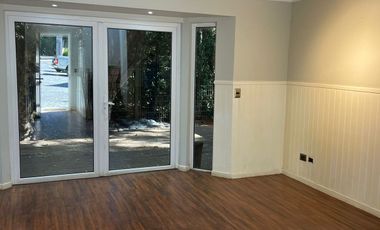 Casa en arriendo c/ estacionamiento en Camino al Volcán