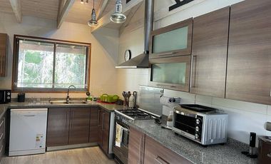 Arriendo diario Casa Camino al Volcán verano e invierno