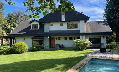 Arriendo diario Casa Camino al Volcán verano e invierno