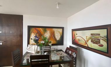 Venta Apartamento Loma de los Bernal. Medellin