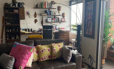 Venta Apartamento Loma de los Bernal. Medellin