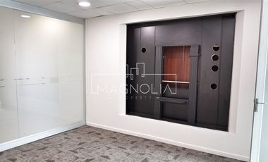 Oficina en Arriendo en A pasos del Metro Los Leones