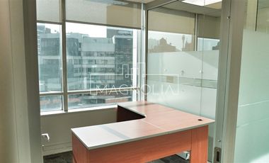 Oficina en Arriendo en A pasos del Metro Los Leones