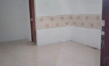 Disewakan Cepat Murah Rumah 1,5 Lantai Siap Huni SHM di Pondok Benda