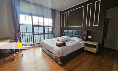 Rumah Mewah 2 Lantai Siap Huni Fully Furnished di Pusat Cirebon Kota