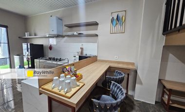 Rumah Mewah 2 Lantai Siap Huni Fully Furnished di Pusat Cirebon Kota