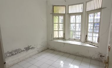 Di sewakan Rumah dlm perumahan candi gebang dkt swalayan pamela  cond