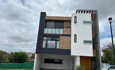 VENTA CASA LOMAS DE ANGELOPOLIS PARQUE QUINTANA ROO