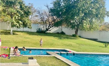 Casa en Temixco doble seguridad y cerca de UVM