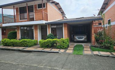 CASA CAMPESTRE EN VENTA EN CHINCHINA/ CALDAS