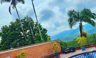 CASA CAMPESTRE EN VENTA EN CHINCHINA/ CALDAS