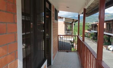 CASA CAMPESTRE EN VENTA EN CHINCHINA/ CALDAS