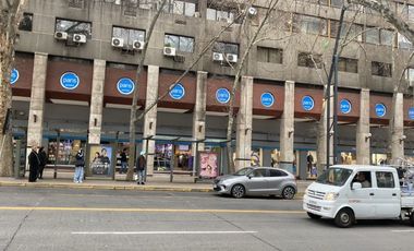 LOCAL COMERCIAL PROVIDENCIA-LOS LEONES, STGO