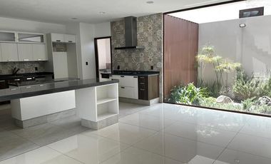 CASA EN RENTA EN FRACC. VISTA HORIZONTE