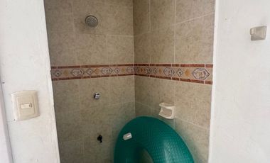 Casa en venta en 2da Fila y en esquina en Telchac Puerto