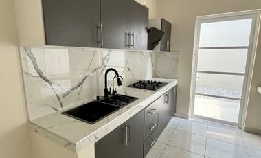 CASA EN VENTA EN PRIVADA DEL FRACCIONAMIENTO SABINES