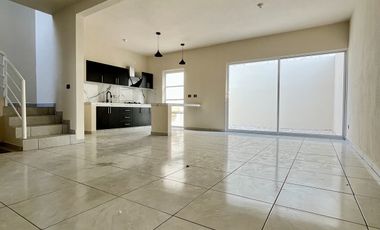 CASA EN VENTA EN PRIVADA DEL FRACCIONAMIENTO SABINES