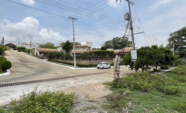 TERRENO EN VENTA EN FRACCIONAMIENTO CUMBRES