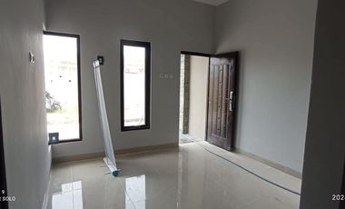 Rumah cluster 2 lantai klodran colomadu solo