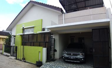 DIJUAL RUMAH PERUM 2 LANTAI KONSEP GREEN LIVING YANG SEHAT DI JAPUNAN